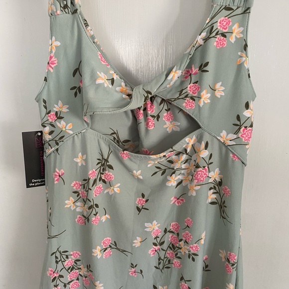 No Boundaries Sage Green Floral dress with Pink & Cream Accents - Picture 4 of 5